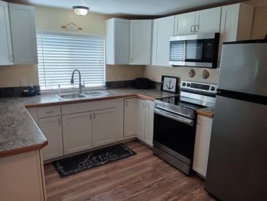 LOCATION! LOCATION!! -- RENOVATED -- 2 BEDROOM, 2 BATH. Located on Spessard Holland Golf Course in Florida - for sale on GolfHomes.com, golf home, golf lot