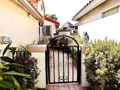 Lake View.Luxury Lakeside Living without the Equity Fees! on  in Florida - for sale on GolfHomes.com, golf home, golf lot