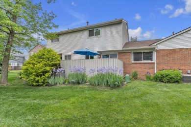 Beautifully updated townhome w/ Canadian maple hardwood floors on Georgetown Country Club in Michigan - for sale on GolfHomes.com, golf home, golf lot