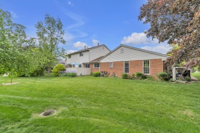 Beautifully updated townhome w/ Canadian maple hardwood floors on Georgetown Country Club in Michigan - for sale on GolfHomes.com, golf home, golf lot