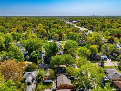 Don't miss this clean, well-maintained 3-bedroom, 1-bath ranch on Western Golf and Country Club in Michigan - for sale on GolfHomes.com, golf home, golf lot
