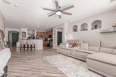 Beautiful home with POOL in Johnson Ranch w/ an ASSUMABLE Loan on The Golf Club At Johnson Ranch in Arizona - for sale on GolfHomes.com, golf home, golf lot