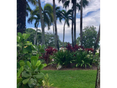 RARE OPPORTUNITY to own a beautifully updated DiVosta Capri on The Golf Club of Jupiter in Florida - for sale on GolfHomes.com, golf home, golf lot