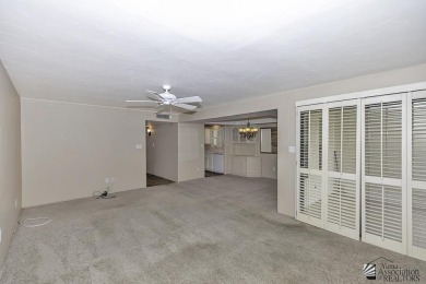 This 3 bedroom Condo is a stunner.  Offering over 1600 sq feet on Yuma Golf and Country Club in Arizona - for sale on GolfHomes.com, golf home, golf lot