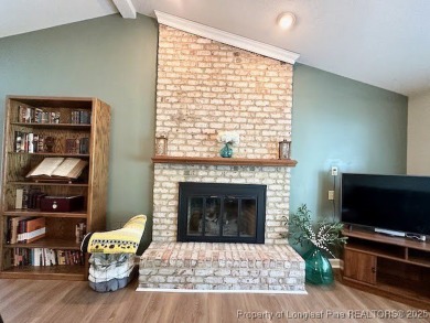 Charming Nantucket-style 3BR/2BA home in the gated lake & golf on Carolina Lakes Country Club in North Carolina - for sale on GolfHomes.com, golf home, golf lot
