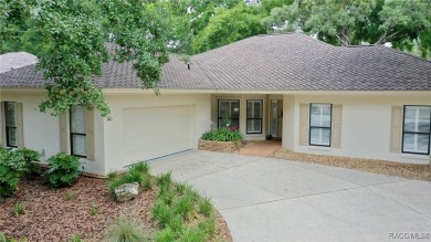 Beautifully renovated 3-bed, 2.5-bath home situated in Bent Tree on Black Diamond Ranch Golf Course in Florida - for sale on GolfHomes.com, golf home, golf lot