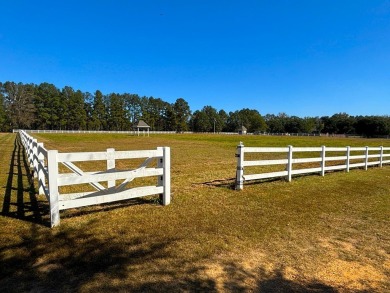 1BR 1BA home with an additional 2000 sqft of unfinished area on Fernwood Country Club in Mississippi - for sale on GolfHomes.com, golf home, golf lot