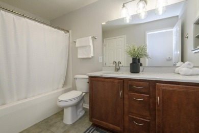 Turn-key 1BR/1BA + den end-unit condo in Pewaukee's popular on Willow Run Golf Club in Wisconsin - for sale on GolfHomes.com, golf home, golf lot