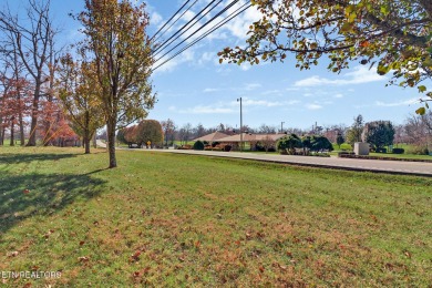 Here it is! A very nicely renovated 2bd, 2ba, condo in a superb on Lake Tansi Village Country Club in Tennessee - for sale on GolfHomes.com, golf home, golf lot