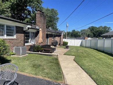 This immaculate home is ready for it's next owner! This FOUR on Indian Hills Country Club, Inc in Kentucky - for sale on GolfHomes.com, golf home, golf lot