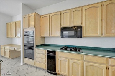 RARE SINGLE STORY CORNER GOLF COURSE FRONTAGE HOME IN SUN CITY on Desert Willow Golf Course in Nevada - for sale on GolfHomes.com, golf home, golf lot