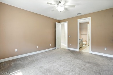NEW PHOTOS TO GO WITH THE NEW REDUCED PRICE!!! SELLER IS HIGHLY on River Hall Country Club in Florida - for sale on GolfHomes.com, golf home, golf lot