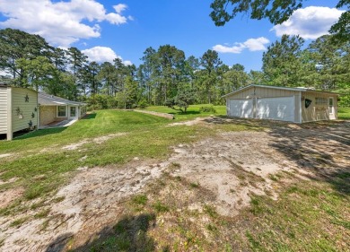 Welcome to your retreat at 437 Rayburn Blvd! This lovingly on Rayburn Country Club in Texas - for sale on GolfHomes.com, golf home, golf lot