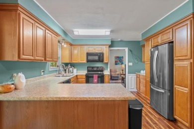 Welcome to your retreat at 437 Rayburn Blvd! This lovingly on Rayburn Country Club in Texas - for sale on GolfHomes.com, golf home, golf lot