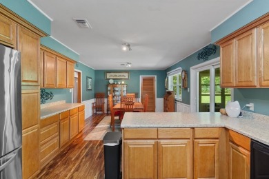 Welcome to your retreat at 437 Rayburn Blvd! This lovingly on Rayburn Country Club in Texas - for sale on GolfHomes.com, golf home, golf lot