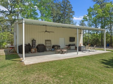 Welcome to your retreat at 437 Rayburn Blvd! This lovingly on Rayburn Country Club in Texas - for sale on GolfHomes.com, golf home, golf lot