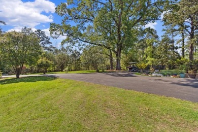 Welcome to your retreat at 437 Rayburn Blvd! This lovingly on Rayburn Country Club in Texas - for sale on GolfHomes.com, golf home, golf lot