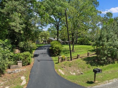 Welcome to your retreat at 437 Rayburn Blvd! This lovingly on Rayburn Country Club in Texas - for sale on GolfHomes.com, golf home, golf lot