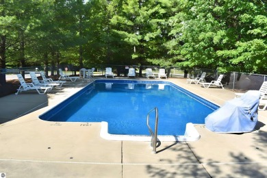 Recently renovated studio condo right in the heart of Shanty on Shanty Creek Golf Course in Michigan - for sale on GolfHomes.com, golf home, golf lot