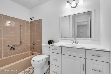 Welcome Home! Move-in ready and located on a quiet cul-de-sac on Keswick Village Golf Course in New Jersey - for sale on GolfHomes.com, golf home, golf lot