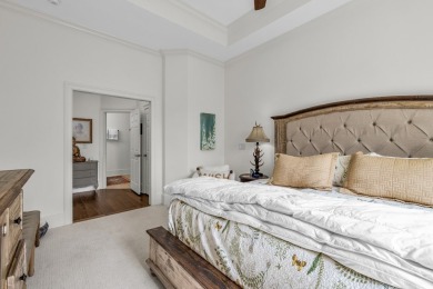 BEAUTIFUL 4BR/3.5BA TOWNHOME with high ceilings to enhance the on Chatuge Shores Golf Course in North Carolina - for sale on GolfHomes.com, golf home, golf lot