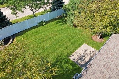 Welcome to this beautifully updated 2 bedroom, 2 bath ranch on Whisper Creek Golf Club in Illinois - for sale on GolfHomes.com, golf home, golf lot