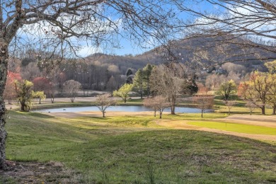 BEAUTIFUL 4BR/3.5BA TOWNHOME with high ceilings to enhance the on Chatuge Shores Golf Course in North Carolina - for sale on GolfHomes.com, golf home, golf lot