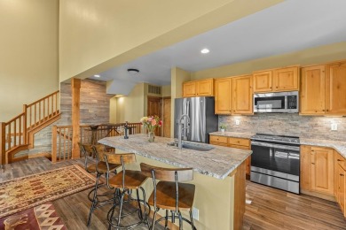 Recently renovated townhome in Tamarack Resort. Enjoy easy on Osprey Meadows at Tamarack Resort in Idaho - for sale on GolfHomes.com, golf home, golf lot