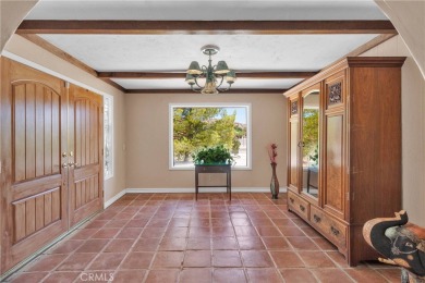 ***Gorgeous Ranch-Style Pool Home on the Apple Valley Golf on Apple Valley Country Club in California - for sale on GolfHomes.com, golf home, golf lot