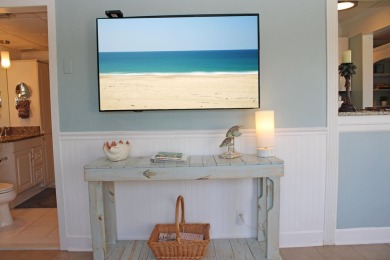 Charming, cozy and canal front!! This is your chance to snatch on Sandpiper Cove Golf Course in Florida - for sale on GolfHomes.com, golf home, golf lot