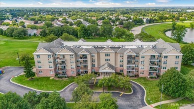 Discover relaxed sophistication in this 55+ Carillon community on The Links at Carillon in Illinois - for sale on GolfHomes.com, golf home, golf lot