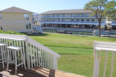 Charming, cozy and canal front!! This is your chance to snatch on Sandpiper Cove Golf Course in Florida - for sale on GolfHomes.com, golf home, golf lot