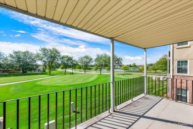 Discover relaxed sophistication in this 55+ Carillon community on The Links at Carillon in Illinois - for sale on GolfHomes.com, golf home, golf lot