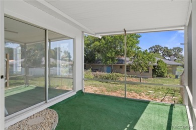 Beautifully remodeled 3/2/2 home with 2062 living area nestled on Inverness Golf and Country Club in Florida - for sale on GolfHomes.com, golf home, golf lot