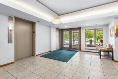 Discover relaxed sophistication in this 55+ Carillon community on The Links at Carillon in Illinois - for sale on GolfHomes.com, golf home, golf lot
