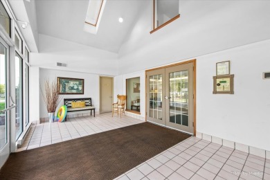 Discover relaxed sophistication in this 55+ Carillon community on The Links at Carillon in Illinois - for sale on GolfHomes.com, golf home, golf lot