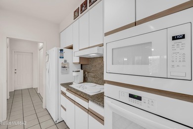 Experience true Green Valley living in Country Club Estates with on Country Club of Green Valley in Arizona - for sale on GolfHomes.com, golf home, golf lot