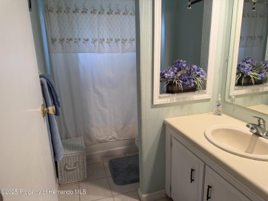 Welcome to this beautifully furnished 2-bedroom, 2-bathroom home on High Point Golf Club, Inc. in Florida - for sale on GolfHomes.com, golf home, golf lot