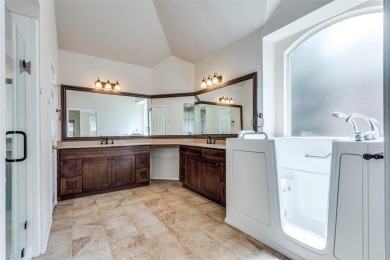 Spacious  Bright Home in a Prime Location!

Welcome to this on Ridgeview Ranch Golf Club in Texas - for sale on GolfHomes.com, golf home, golf lot