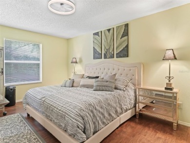 Located in The Village of Ashland! TURNKEY Exceptional 2/2 on The Links of Spruce Creek in Florida - for sale on GolfHomes.com, golf home, golf lot