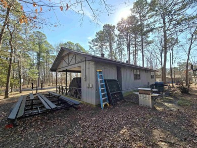 This beautifully updated 2-bedroom, 1.5-bathroom home boasts a on Mountain Ranch Golf Club in Arkansas - for sale on GolfHomes.com, golf home, golf lot