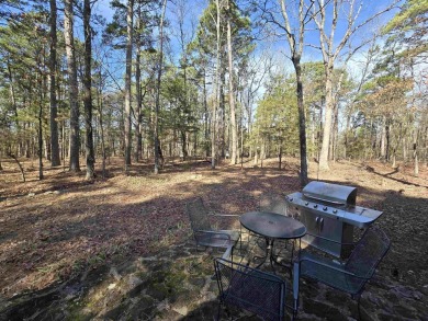 This beautifully updated 2-bedroom, 1.5-bathroom home boasts a on Mountain Ranch Golf Club in Arkansas - for sale on GolfHomes.com, golf home, golf lot