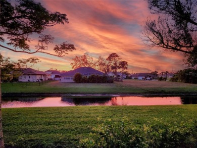 METICULOUSLY MAINTAINED 3 BEDROOM, 2 BATH, 2-CAR GARAGE POOL on Pinemoor West Golf Club in Florida - for sale on GolfHomes.com, golf home, golf lot