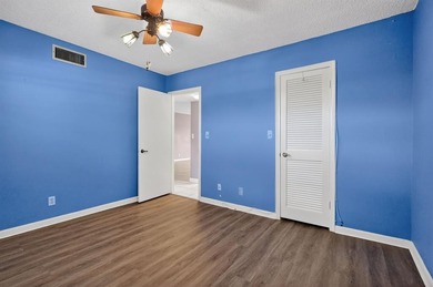 Full Two Bedroom In Popular Phase One-Walk To All on Hollybrook Golf and Tennis Club  in Florida - for sale on GolfHomes.com, golf home, golf lot