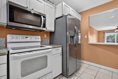 Full Two Bedroom In Popular Phase One-Walk To All on Hollybrook Golf and Tennis Club  in Florida - for sale on GolfHomes.com, golf home, golf lot