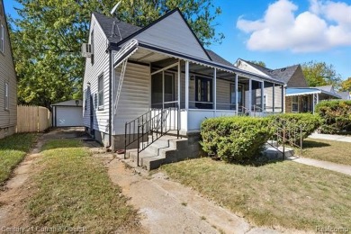 **WOW 800+ SQ FT 3 BEDROOM, 1 BATH BUNGALOW IN DETROIT**NICE on Detroit Golf Club  in Michigan - for sale on GolfHomes.com, golf home, golf lot