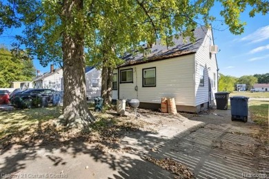 **WOW 800+ SQ FT 3 BEDROOM, 1 BATH BUNGALOW IN DETROIT**NICE on Detroit Golf Club  in Michigan - for sale on GolfHomes.com, golf home, golf lot