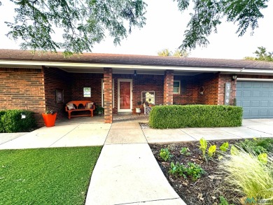 Exquisite 3 Bedroom Home on the  Golf Course ! Welcome to your on Chaparral Country Club in New Mexico - for sale on GolfHomes.com, golf home, golf lot