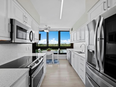 Renovated in 2023 and perfectly positioned on the 3rd floor on Links on Longboat Golf Club in Florida - for sale on GolfHomes.com, golf home, golf lot
