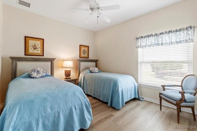FORE!!! Heads up because this lovely recently updated Laurel on Twisted Oaks Golf Club in Florida - for sale on GolfHomes.com, golf home, golf lot
